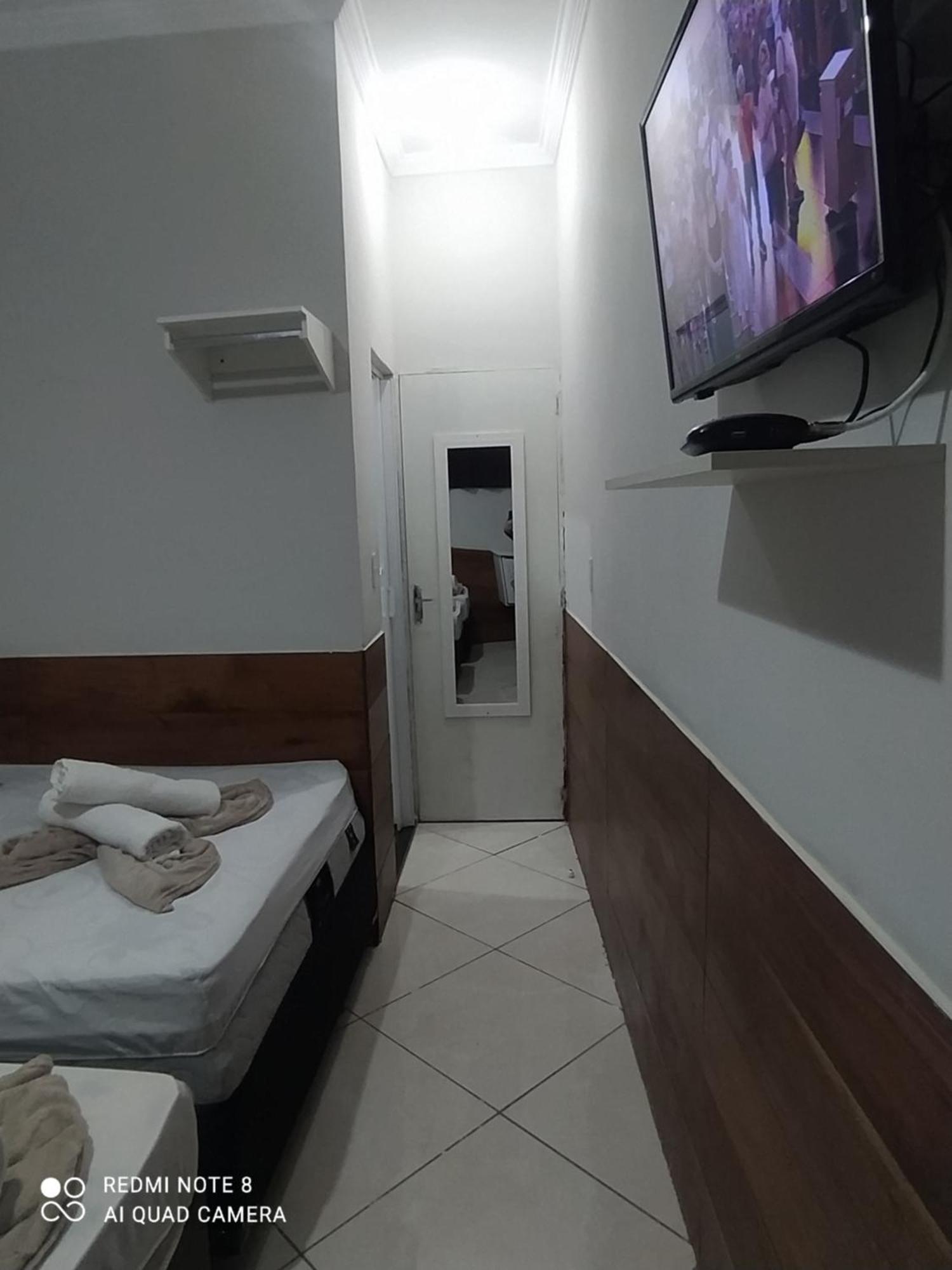Pousada Quarto Privativo A 600 Mts Da Basilica Nova Aparecida  Dış mekan fotoğraf